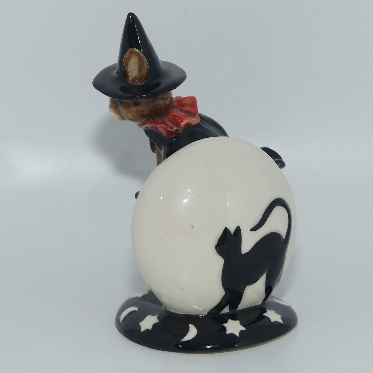 DB162 Royal Doulton Bunnykins Trick or Treat | + Cert