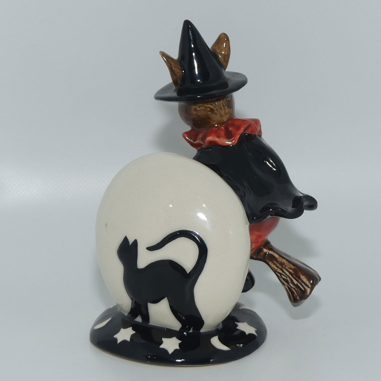 DB162 Royal Doulton Bunnykins Trick or Treat | + Cert