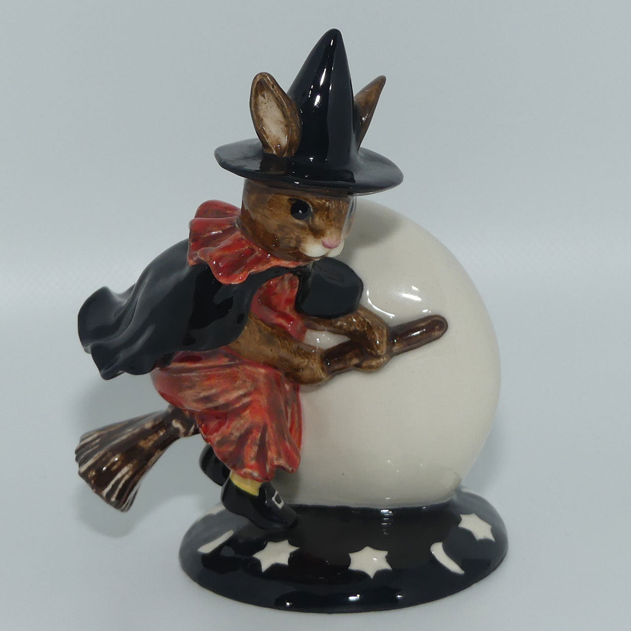 DB162 Royal Doulton Bunnykins Trick or Treat | + Cert
