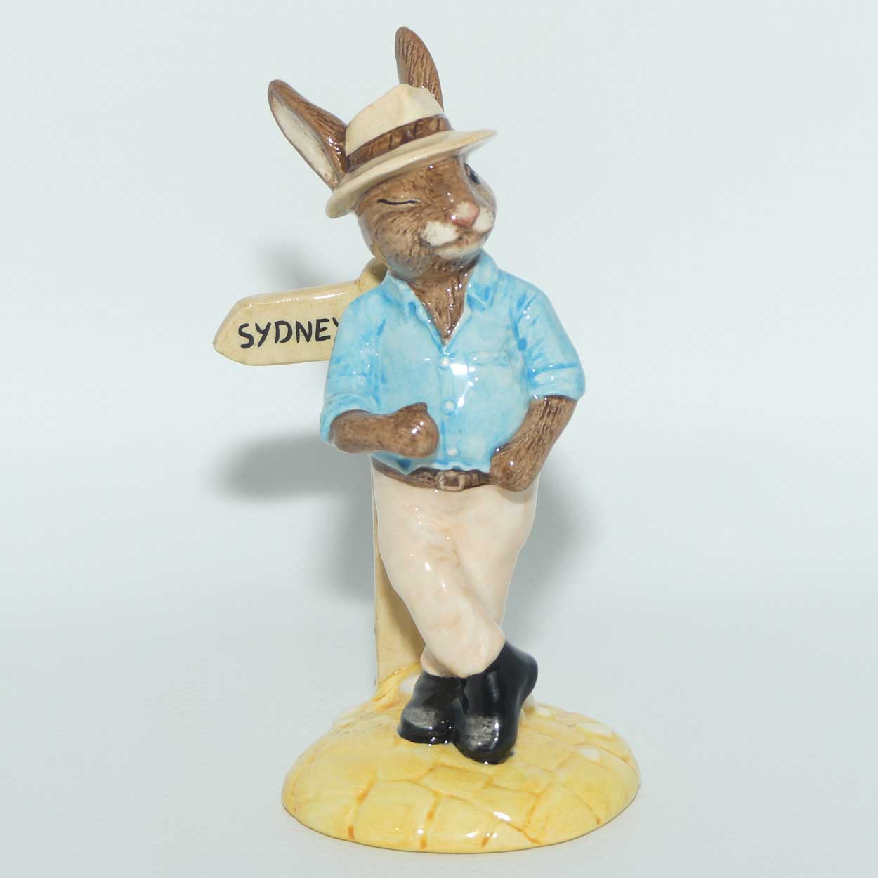 DB195 Royal Doulton Bunnykins Sydney | LE 1115/2500 | box + Cert 