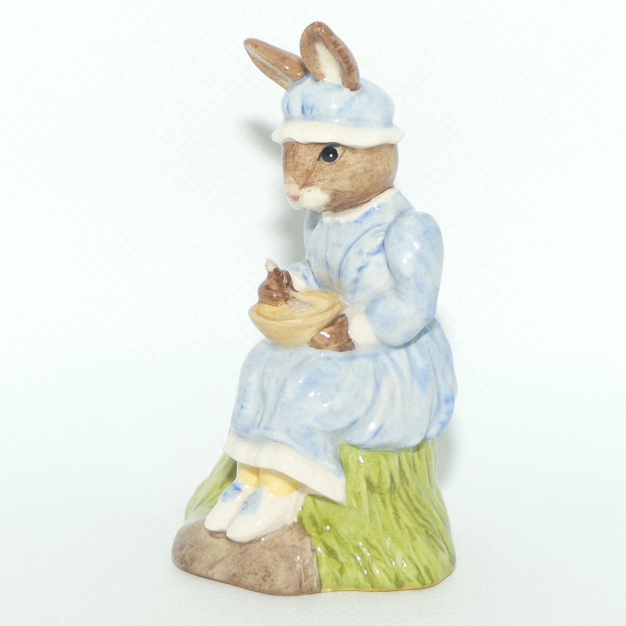 DB240 Royal Doulton Bunnykins Little Miss Muffet | boxed #2