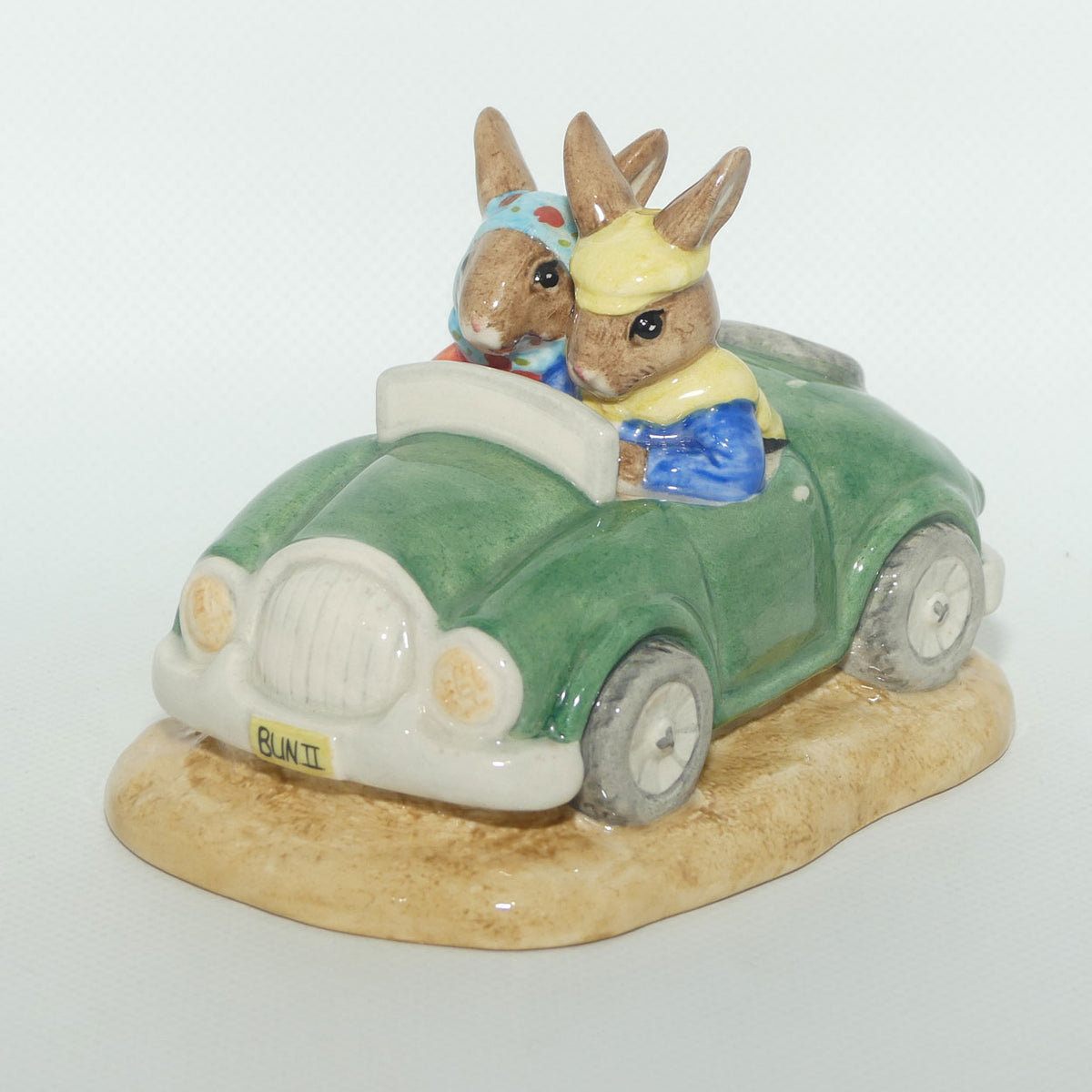 DB260 Royal Doulton Bunnykins Day Trip | Figure + Cert | no box
