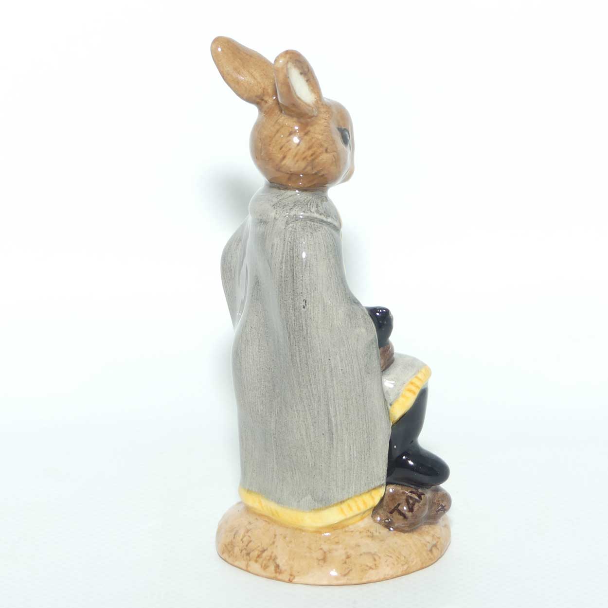 DB265 Royal Doulton Bunnykins Sheriff of Nottingham | boxed