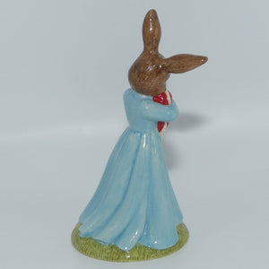 DB288 Royal Doulton Bunnykins Love Heart | Occasions | figure only