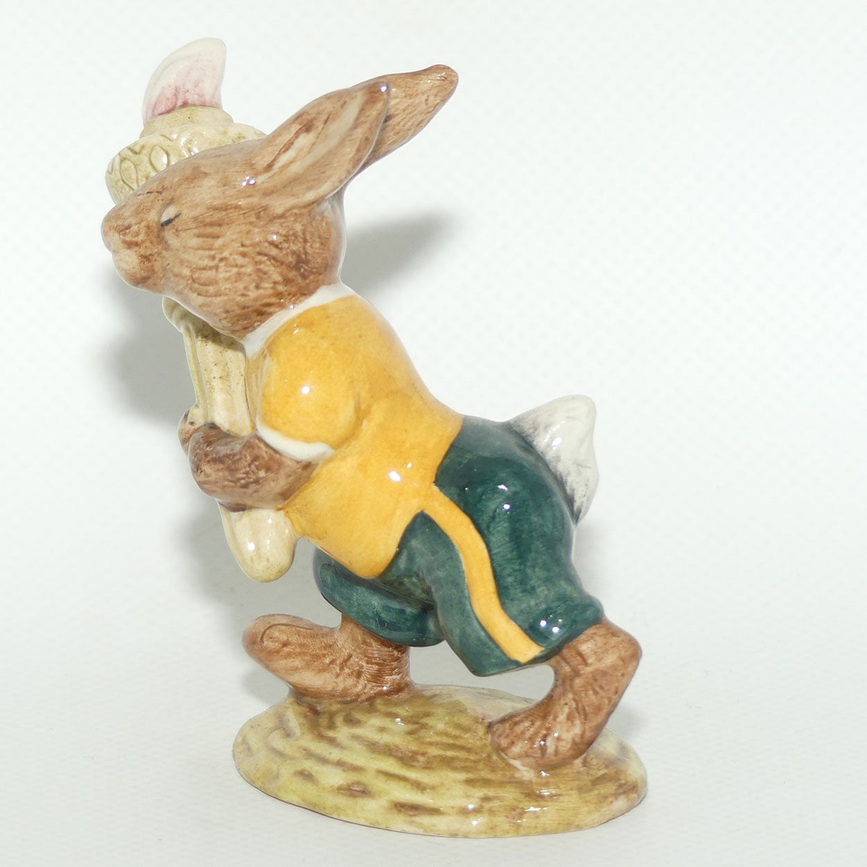 DB028B Royal Doulton Bunnykins Olympic | Green & Gold BK3 | no box |