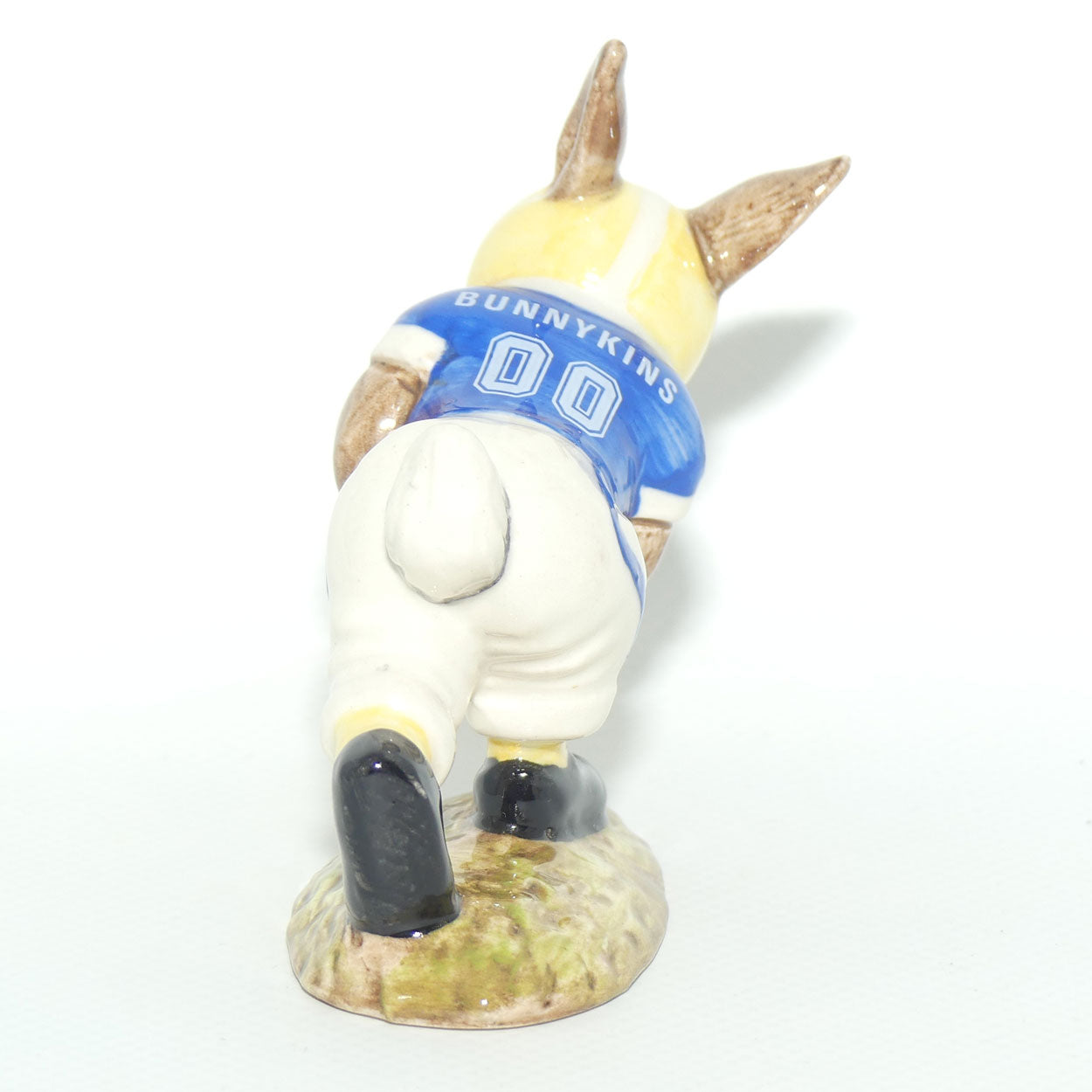 DB029A Royal Doulton Bunnykins Touchdown  BK3 | boxed