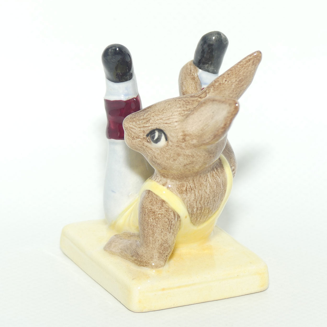 DB040 Royal Doulton Bunnykins Aerobic (no box)