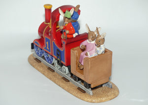 DB495 Royal Doulton Bunnykins All Aboard tableau | LE 309/500 | box + Cert