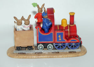 DB495 Royal Doulton Bunnykins All Aboard tableau | LE 309/500 | box + Cert