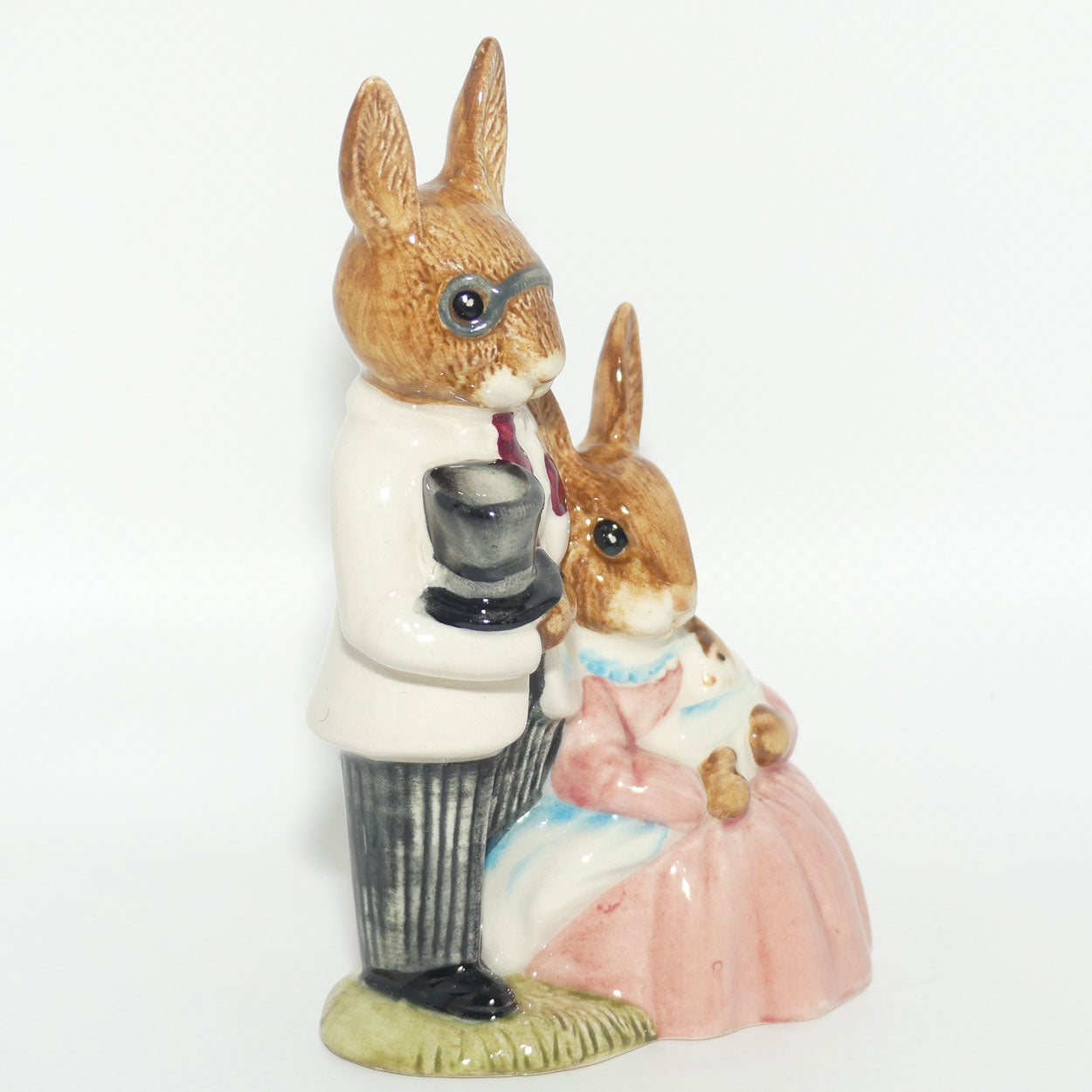 DB067 Royal Doulton Bunnykins Family Photograph | White & Pink | #1 | signed Carol Wilbraham 7th March 1988 | boxed