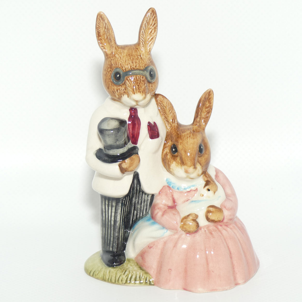 DB067 Royal Doulton Bunnykins Family Photograph | White & Pink | #1 | signed Carol Wilbraham 7th March 1988 | boxed