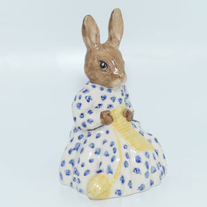 DB70 Royal Doulton Bunnykins Susan