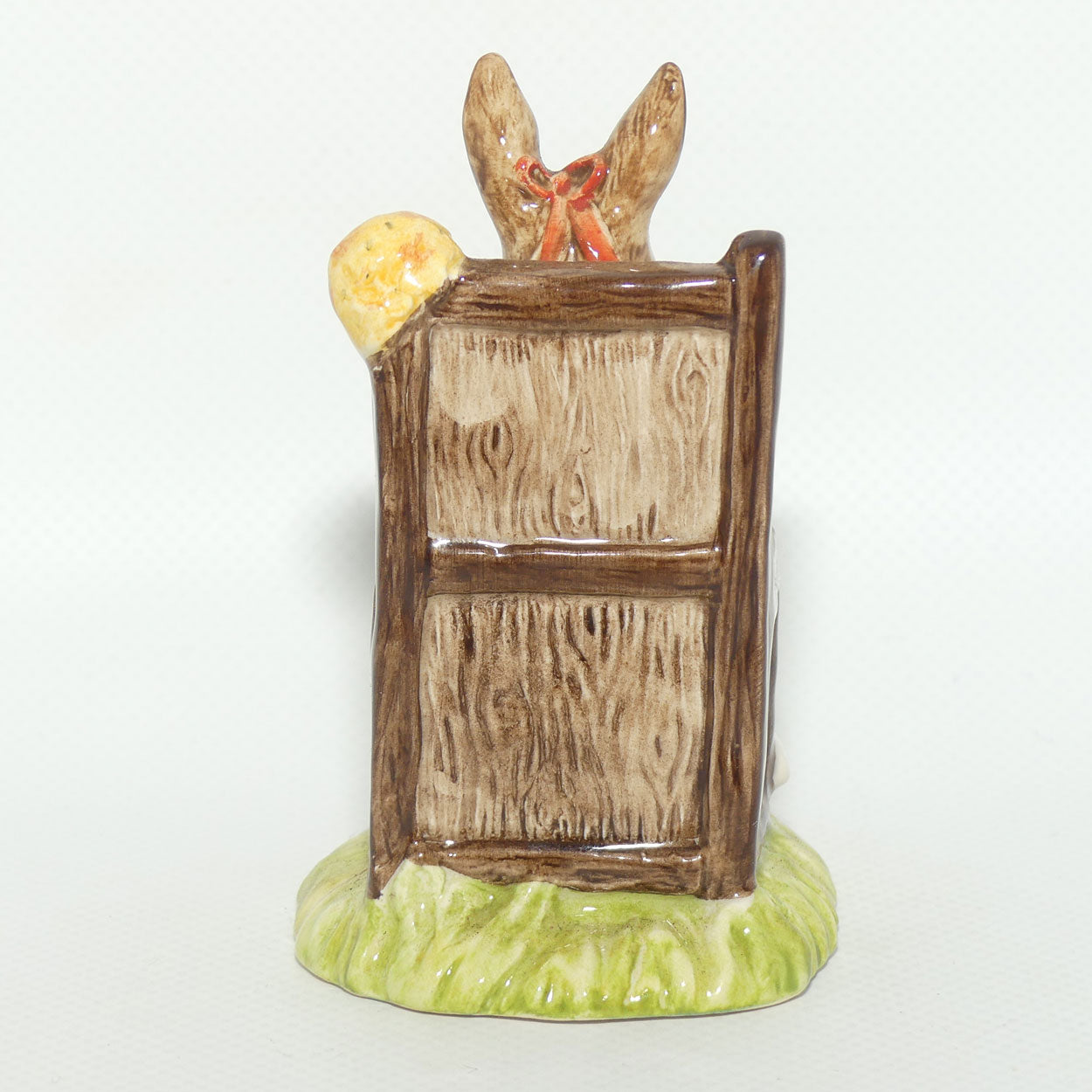 DB083 Royal Doulton Bunnykins Susan Bunnykins as Queen of the May | no box