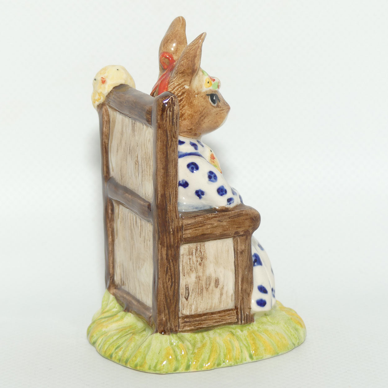 DB083 Royal Doulton Bunnykins Susan Bunnykins as Queen of the May | boxed | #3