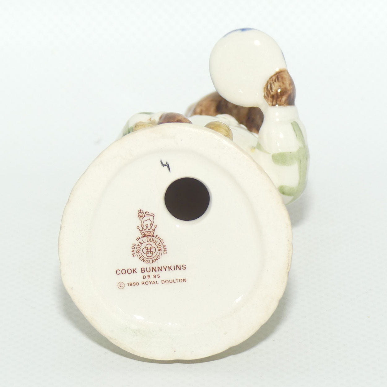 DB085 Royal Doulton Bunnykins Cook | boxed