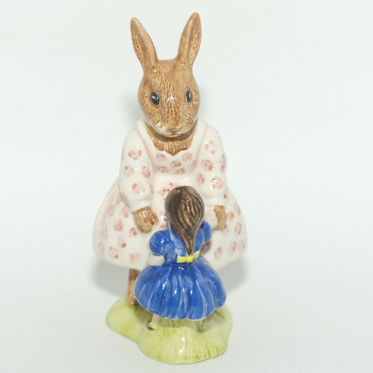 DB008 Royal Doulton Bunnykins Dollie Bunnykins Playtime | no box