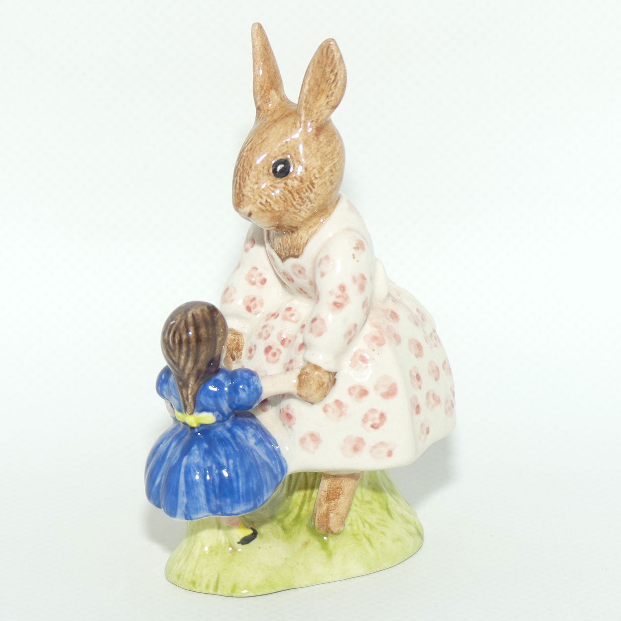 DB008 Royal Doulton Bunnykins Dollie Bunnykins Playtime | no box