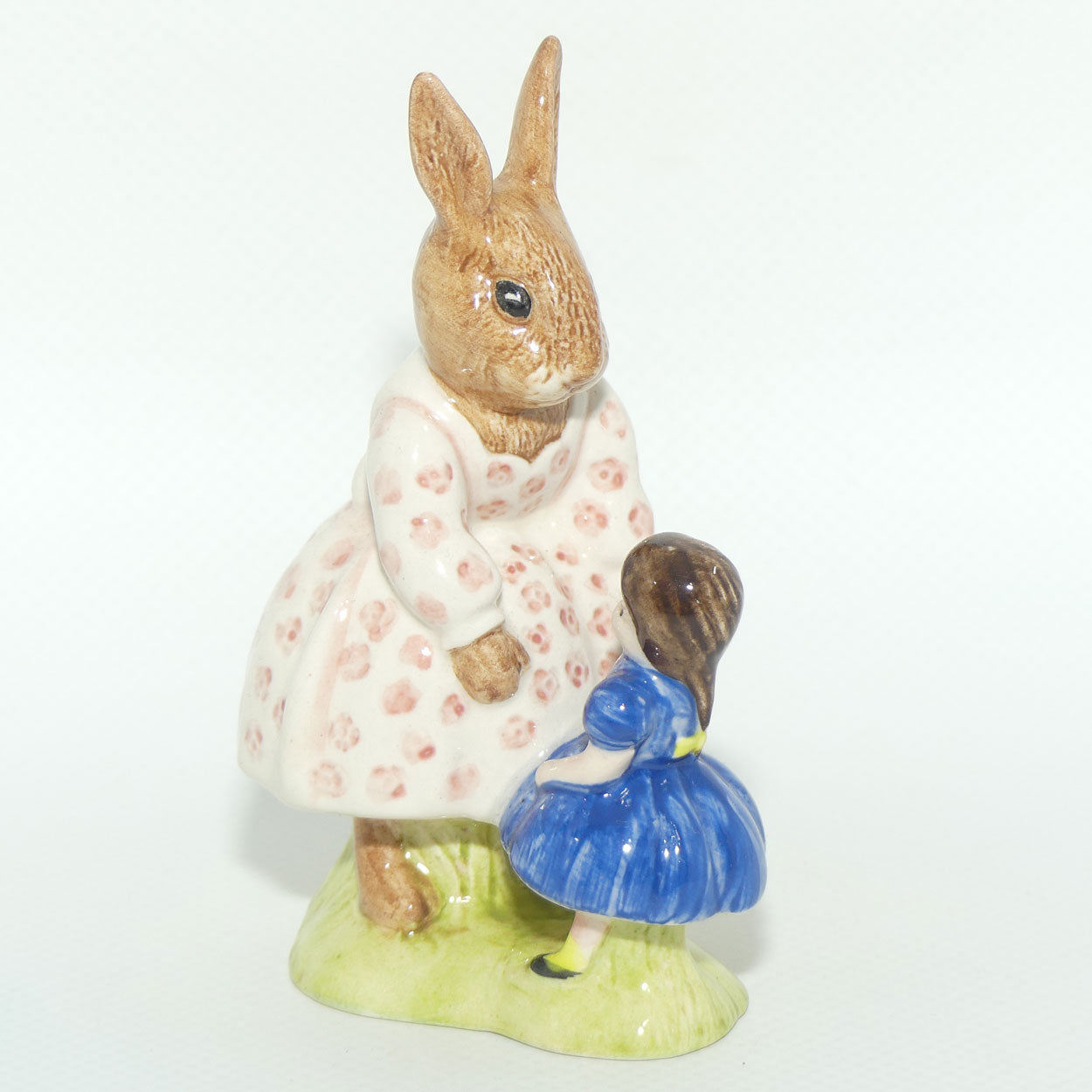 DB008 Royal Doulton Bunnykins Dollie Bunnykins Playtime | no box