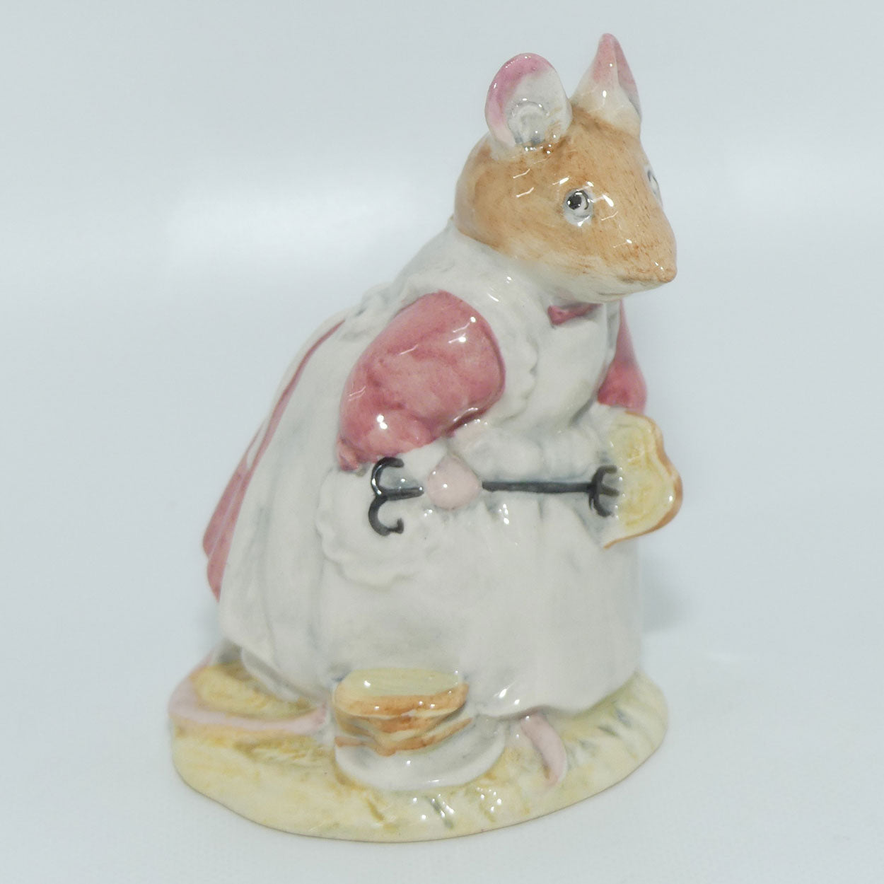 DBH16 Royal Doulton Brambly Hedge figure | Clover