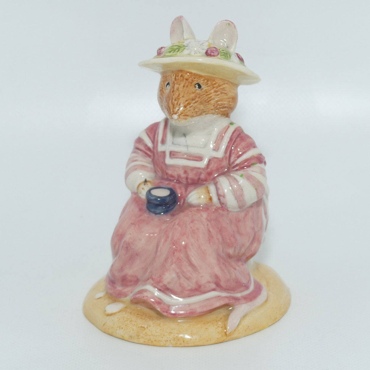 DBH25 Royal Doulton Brambly Hedge figure | Mrs Saltapple | #1
