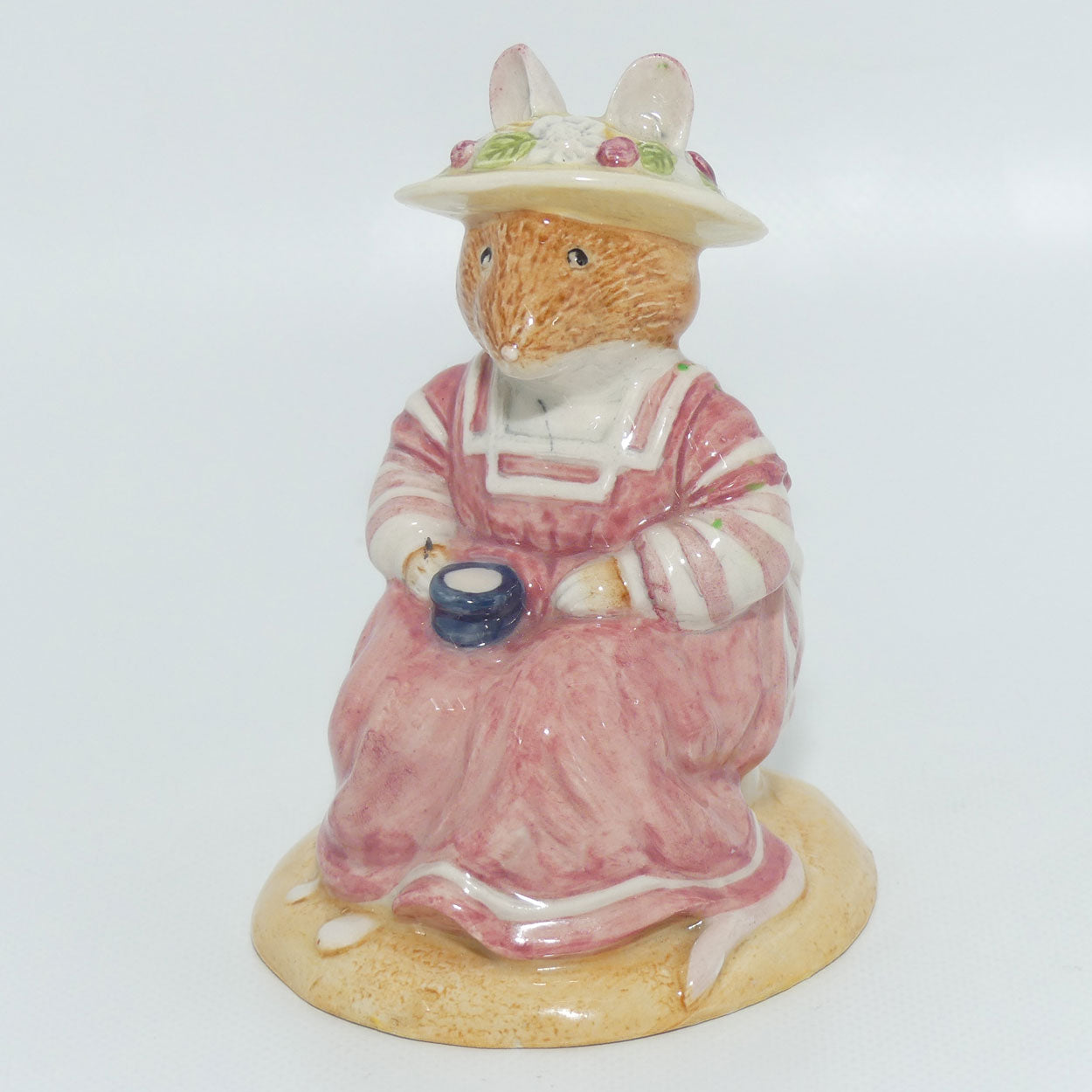 DBH25 Royal Doulton Brambly Hedge figure | Mrs Saltapple | #1