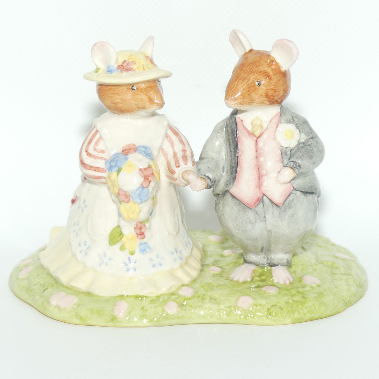 DBH44 Royal Doulton Brambly Hedge tableau figure |The Bride And Groom | Boxed