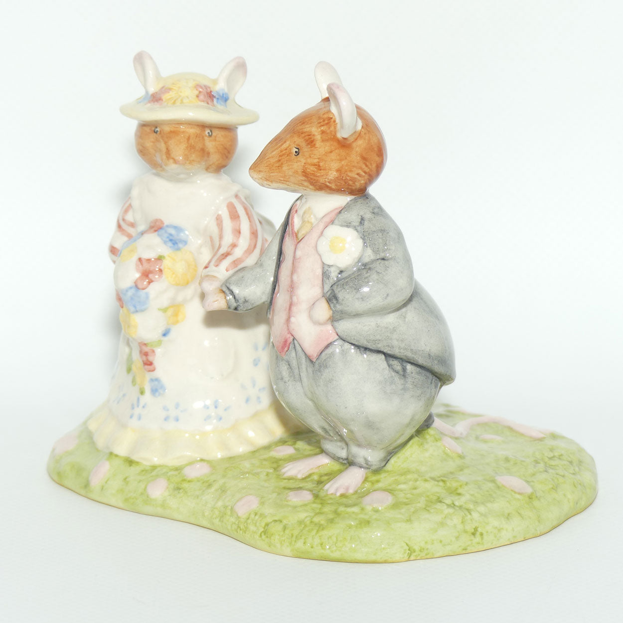 DBH44 Royal Doulton Brambly Hedge tableau figure |The Bride And Groom | Boxed