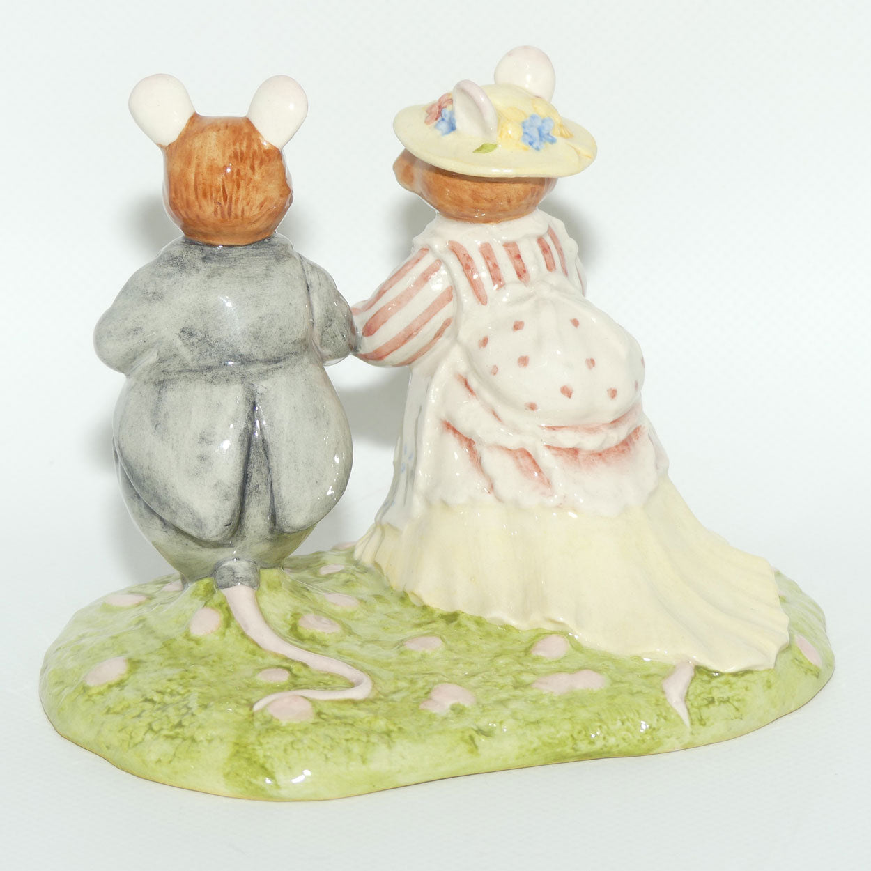 DBH44 Royal Doulton Brambly Hedge tableau figure |The Bride And Groom | Boxed