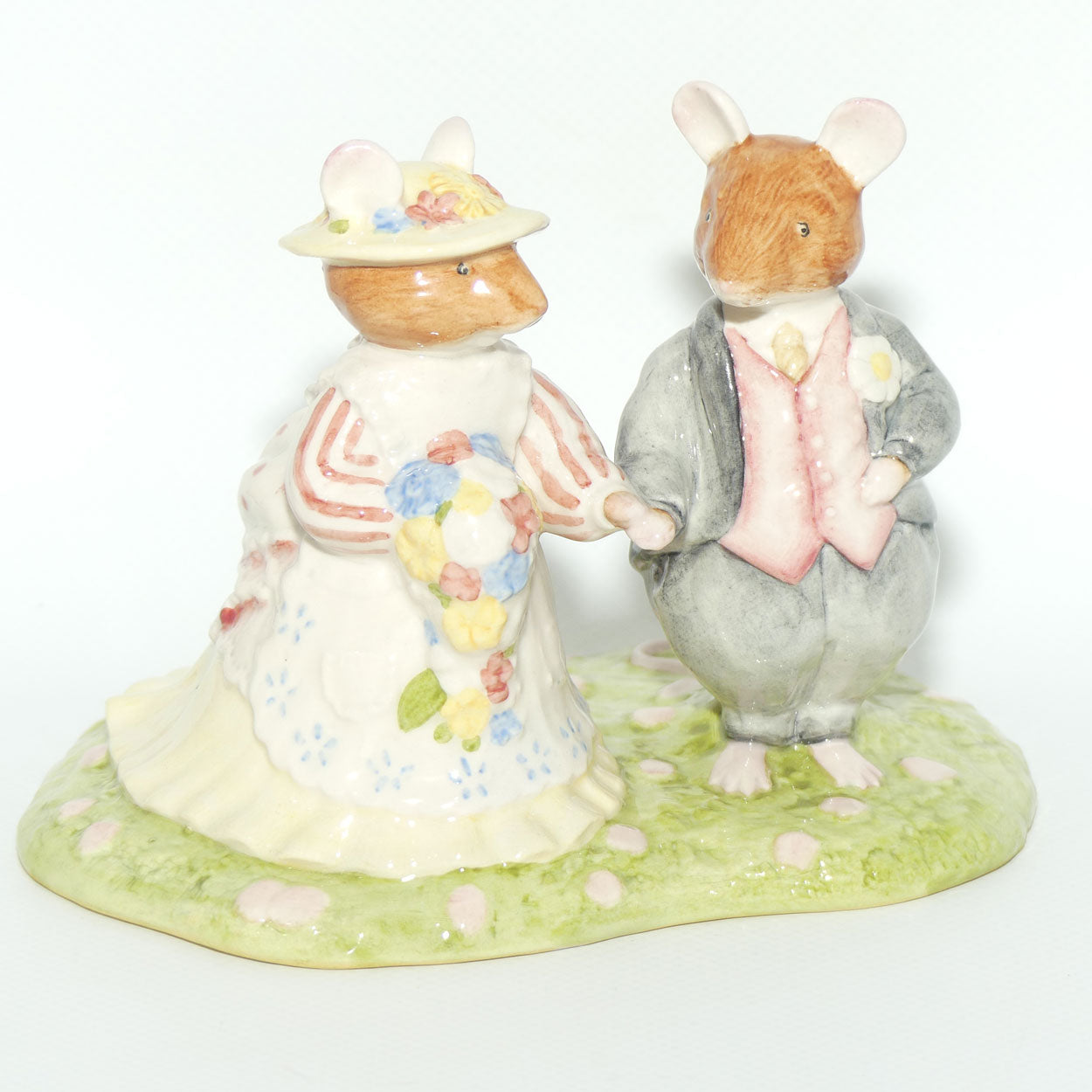 DBH44 Royal Doulton Brambly Hedge tableau figure |The Bride And Groom | Boxed