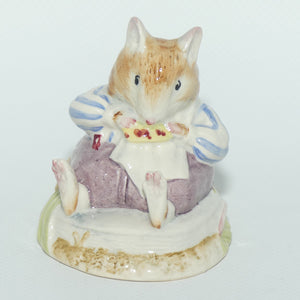 DBH10C Royal Doulton Brambly Hedge figure | Mr Toadflax | Cushion