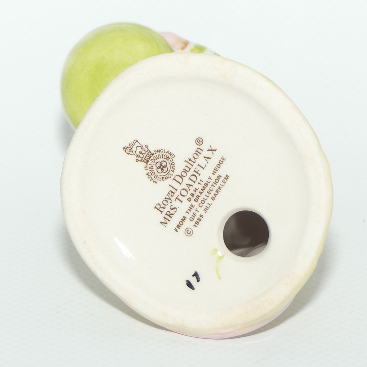 DBH11 Royal Doulton Brambly Hedge figure | Mrs Toadflax | Orange Bowl