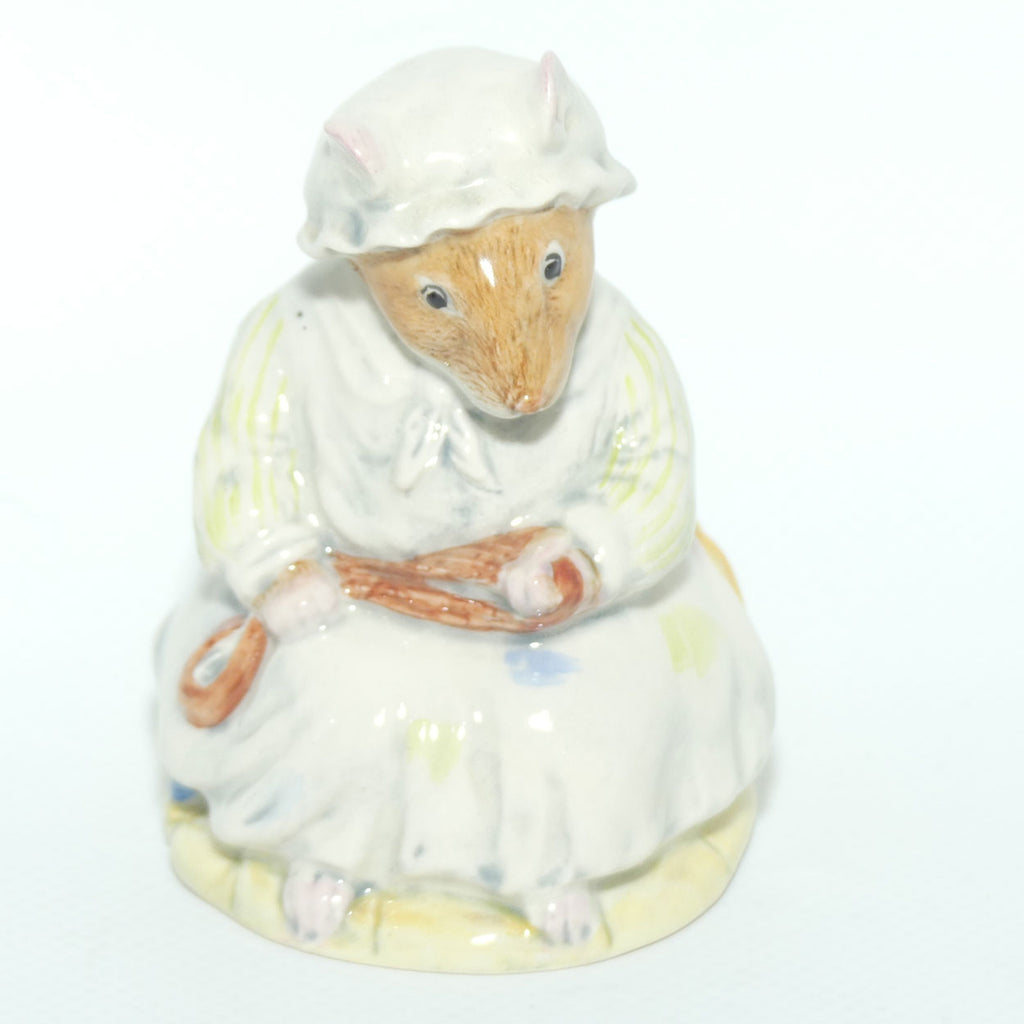 DBH19 Royal Doulton Brambly Hedge figure | Lily Weaver