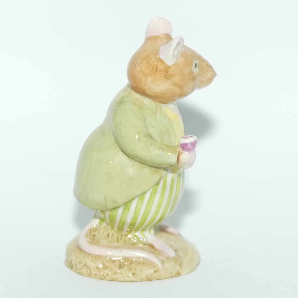 DBH21  Royal Doulton Brambly Hedge figure | Conker