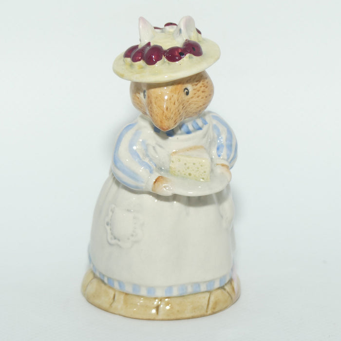 DBH03 Royal Doulton Brambly Hedge figure | Mrs Apple