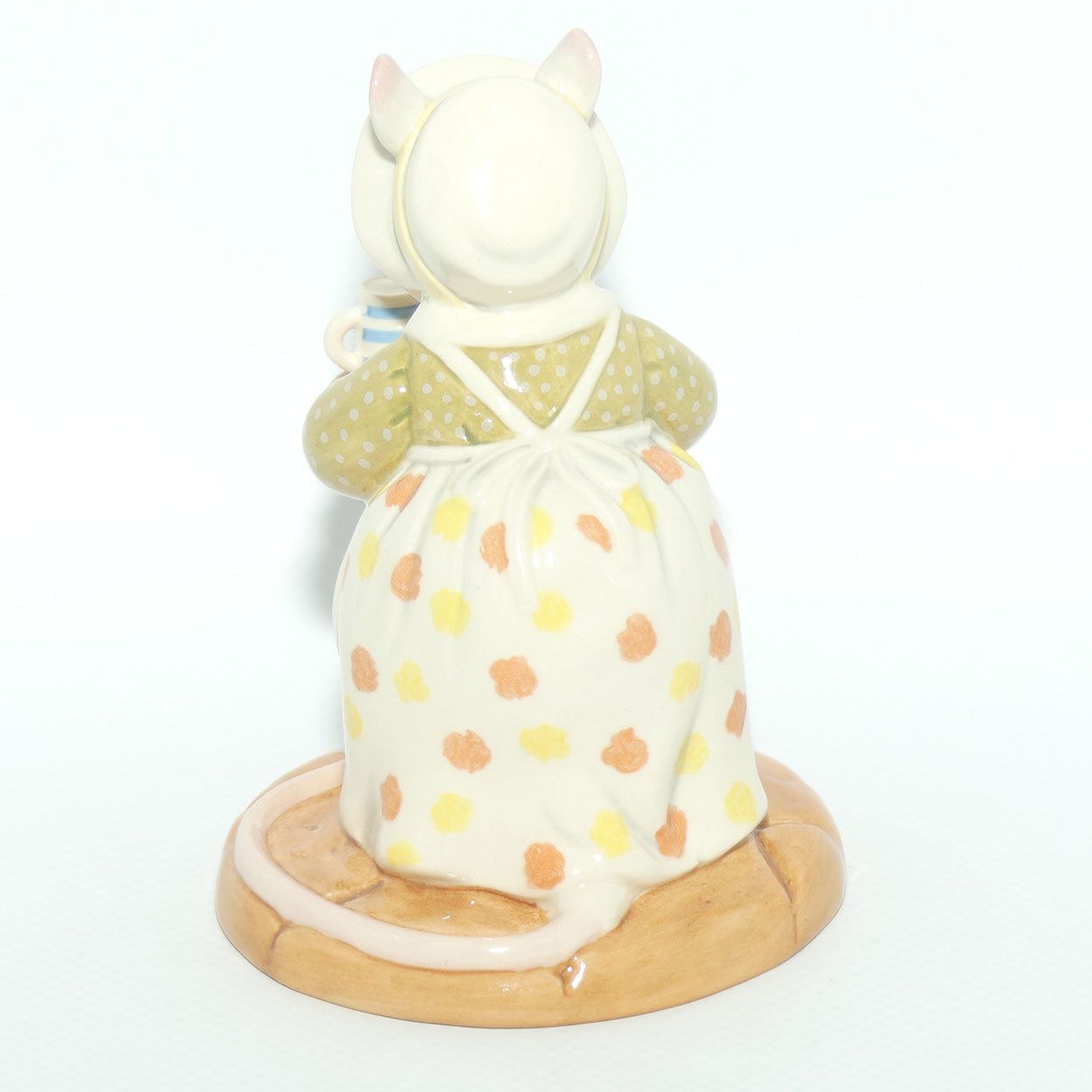 DBH59 Royal Doulton Brambly Hedge figure | Tea at Hornbeam Tree | boxed