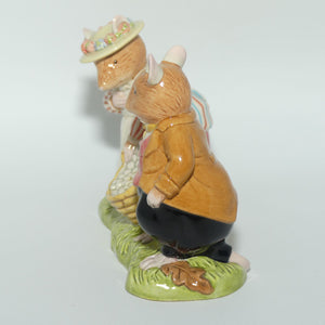 DBH66 Royal Doulton Brambly Hedge figure | Off to Pick Mushrooms | boxed