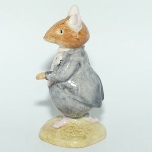 DBH6 Royal Doulton Brambly Hedge figure | Dusty Dogwood