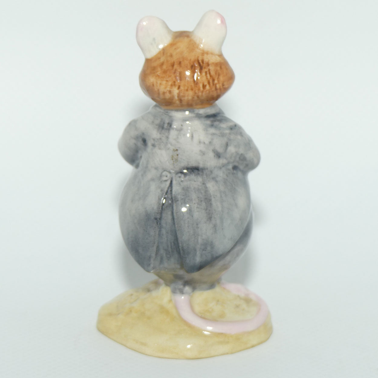 DBH6 Royal Doulton Brambly Hedge figure | Dusty Dogwood