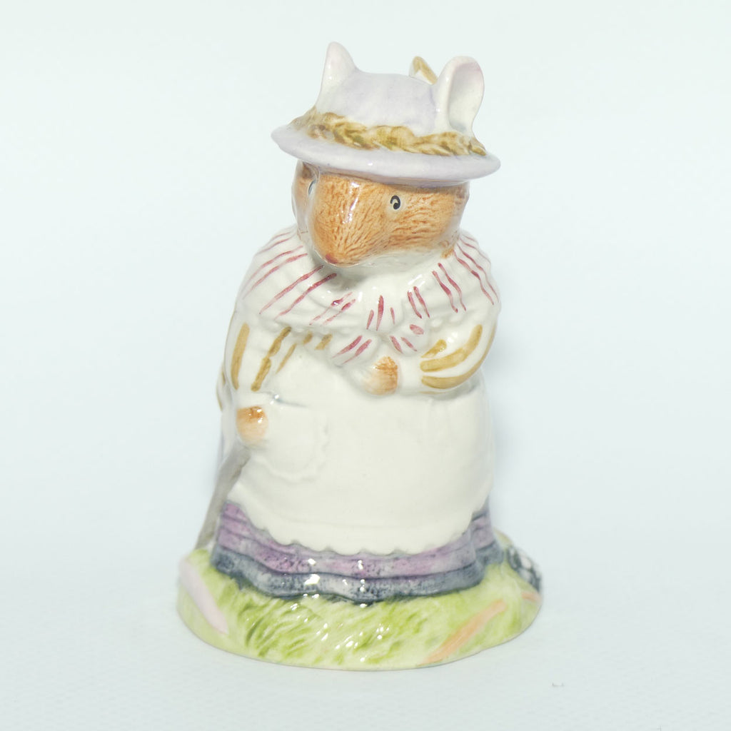 DBH9 Royal Doulton Brambly Hedge figure | Old Mrs Eyebright