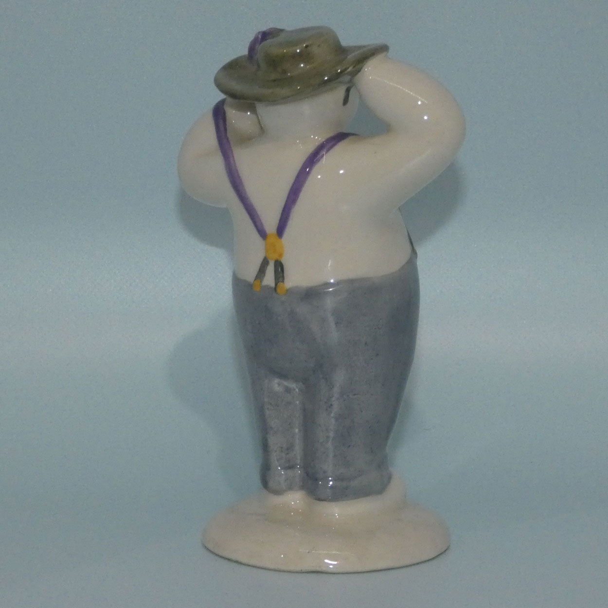 ds03-royal-doulton-snowman-figure-stylish-snowman