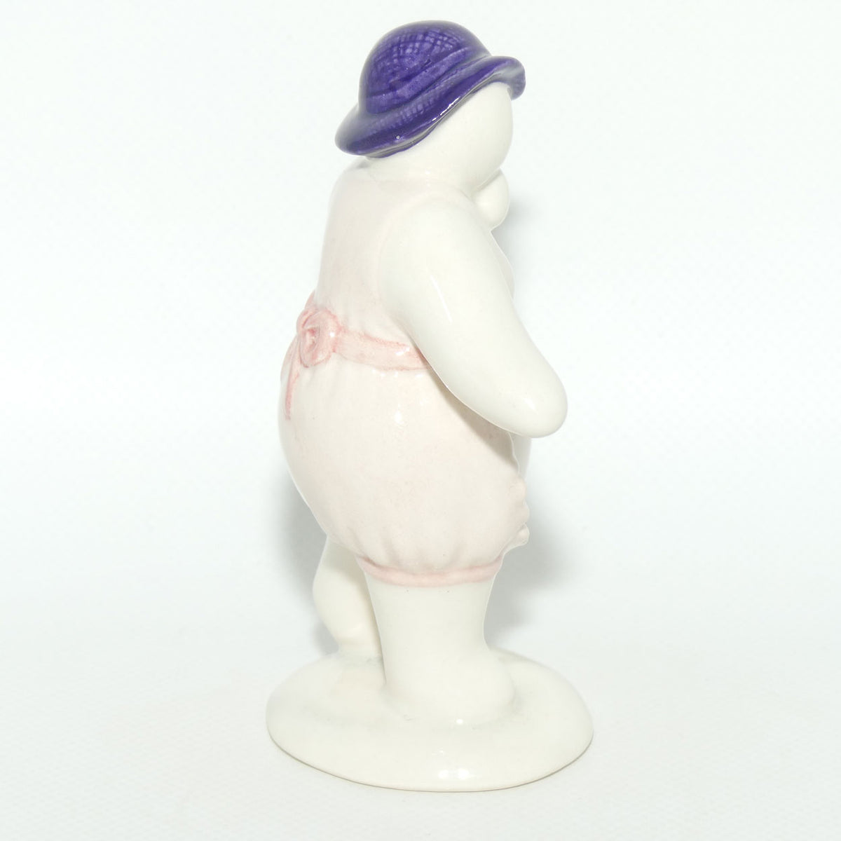 DS08 Royal Doulton Snowman figure Lady Snowman