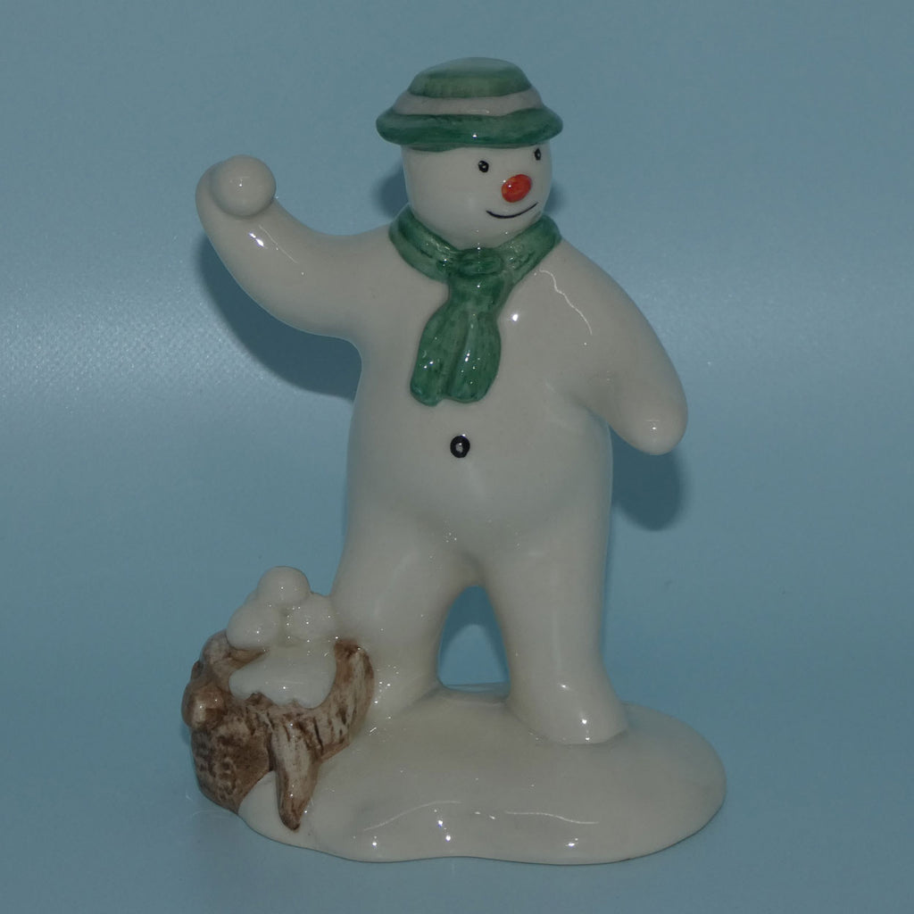 DS22 Royal Doulton Snowman figure The Snowman Snowballing