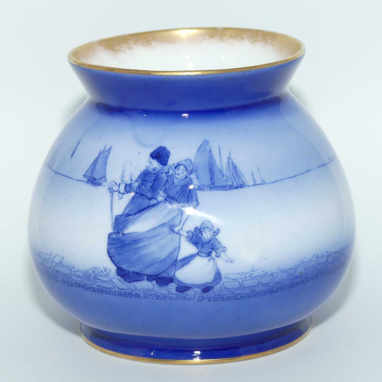 Royal Doulton Blue Dutch D squat bulbous vase E2746 | Superb Blue and White