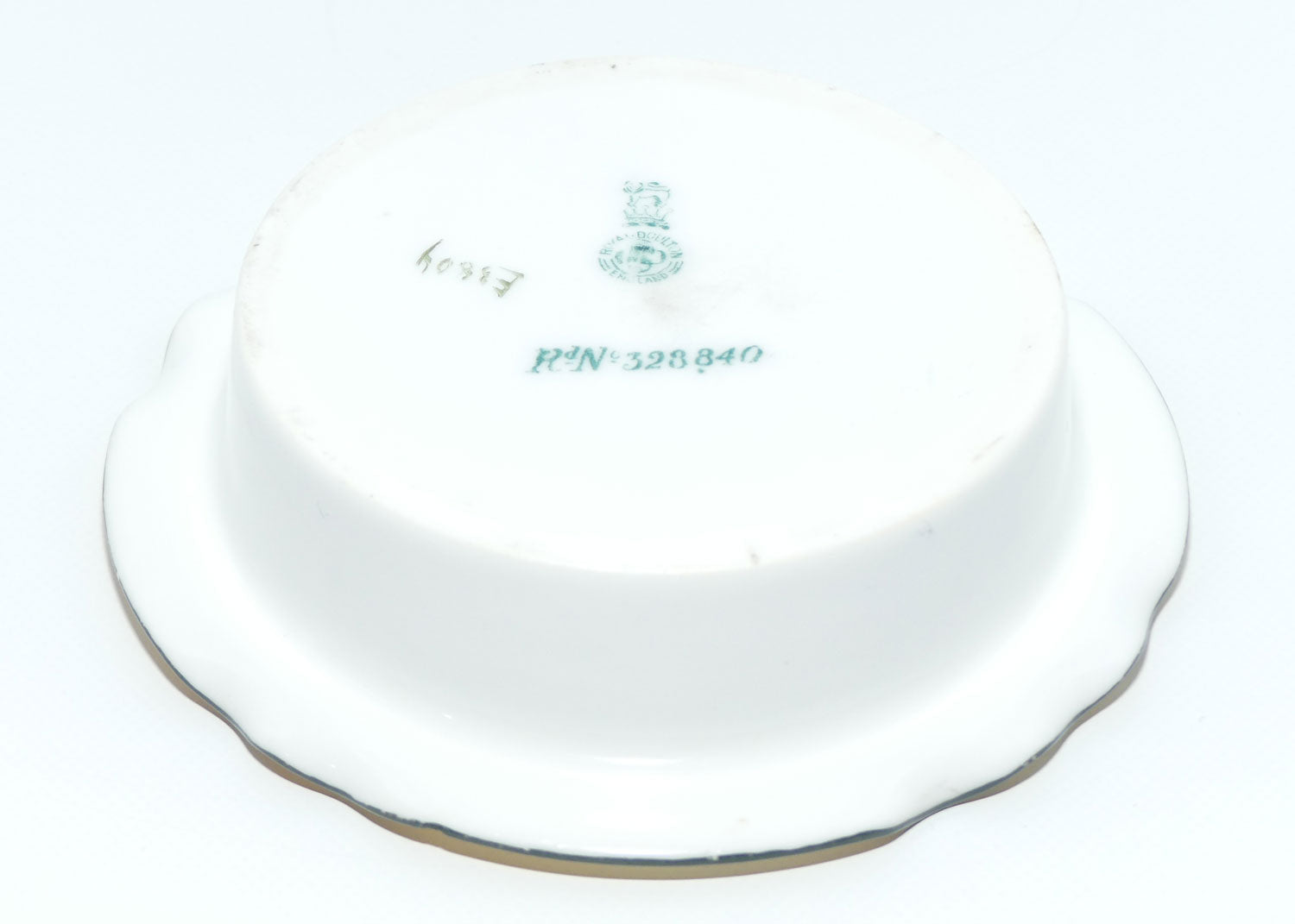 Royal Doulton Coaching Days fancy dish E3804 | Huntsman at ease on his horse