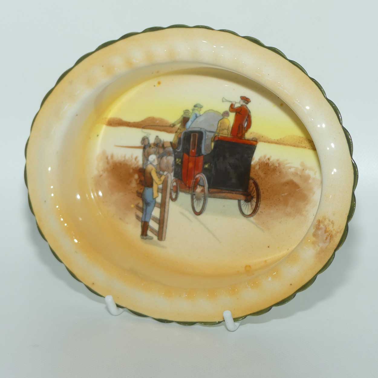 Royal Doulton Coaching Days oval dish E3804 | Man Opening gate for Coach