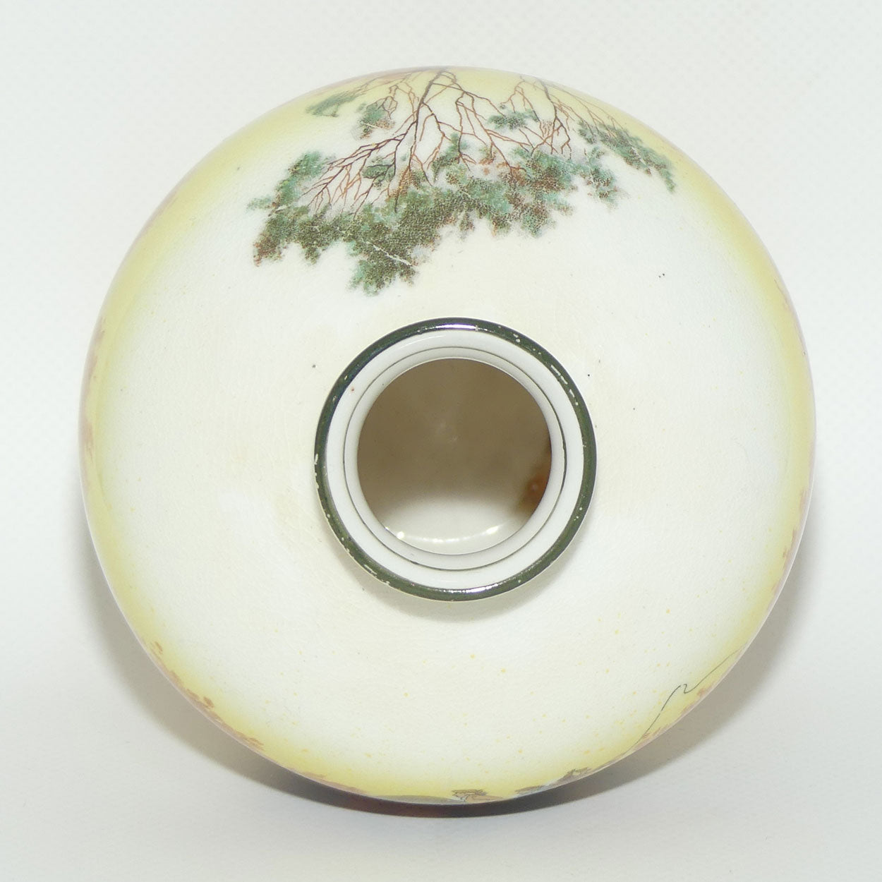 Royal Doulton Coaching Days ovoid vase E3804