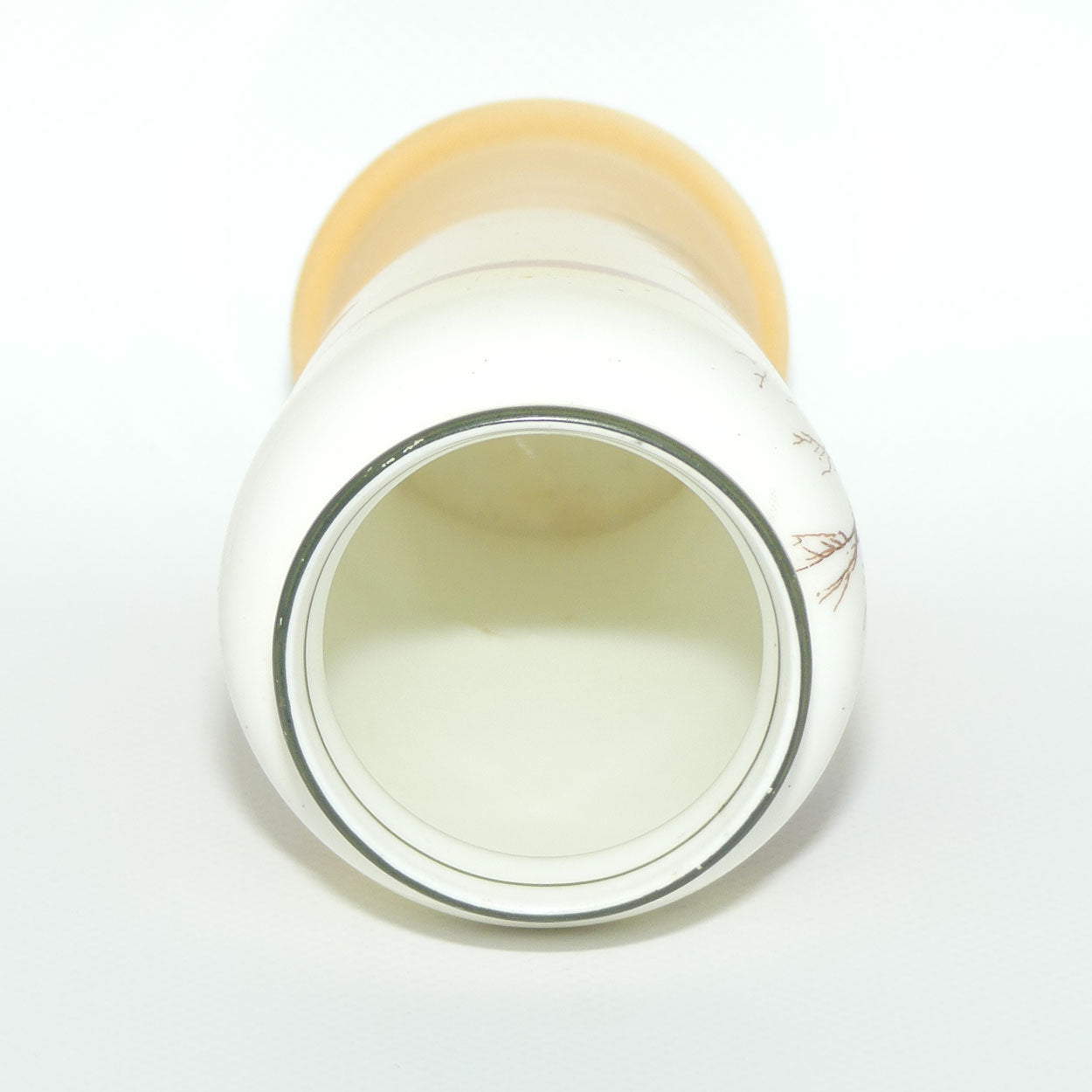 Royal Doulton Coaching Days shape 767 vase E3804 | #1