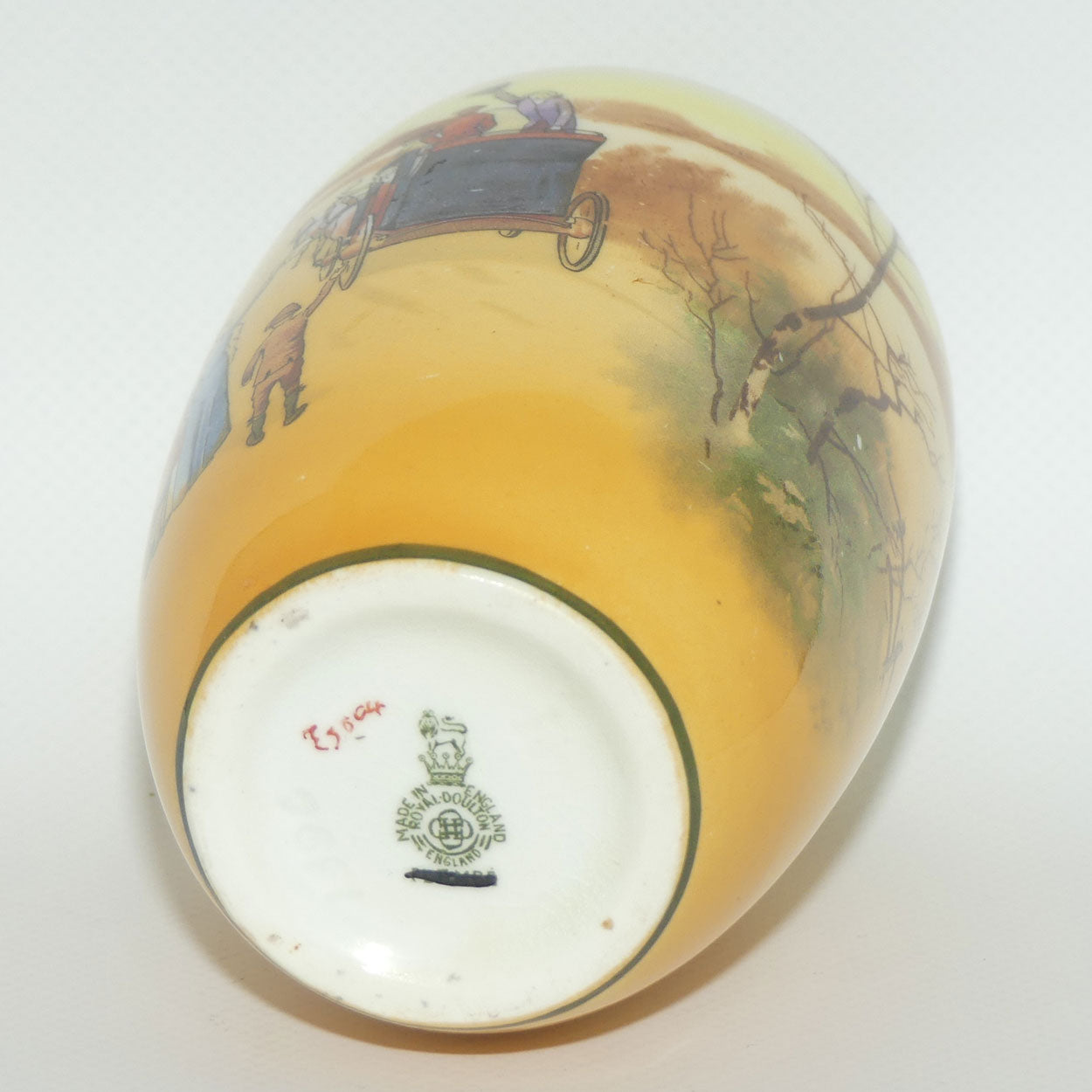 Royal Doulton Coaching Days smaller bulbous vase with narrow mouth E3804 #1
