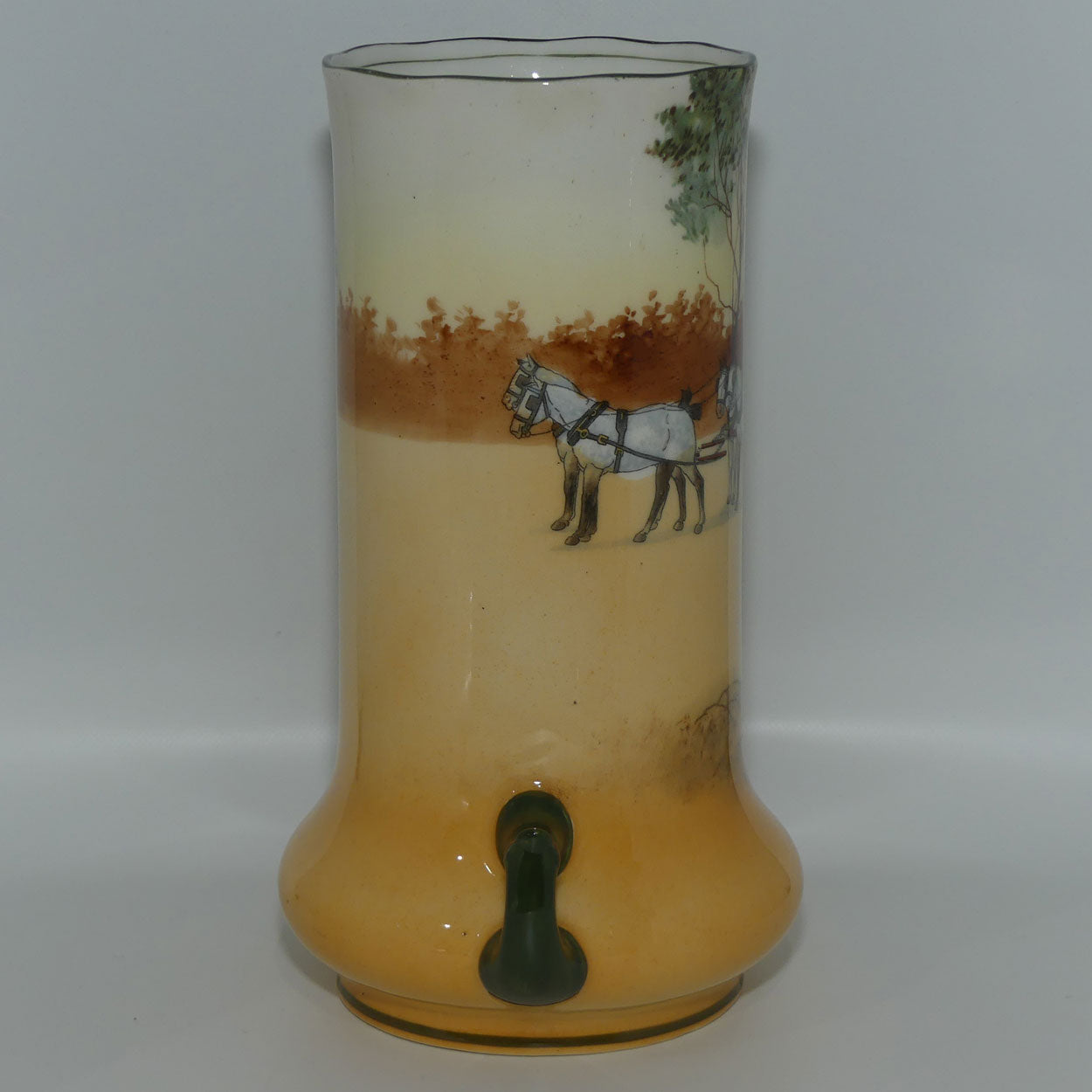 Royal Doulton Coaching Days twin handle vase E3804 | #2