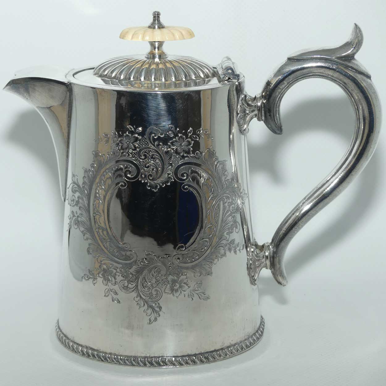 Nicely decorated EPBM hot water pot | Gadrooned Ivory Finial